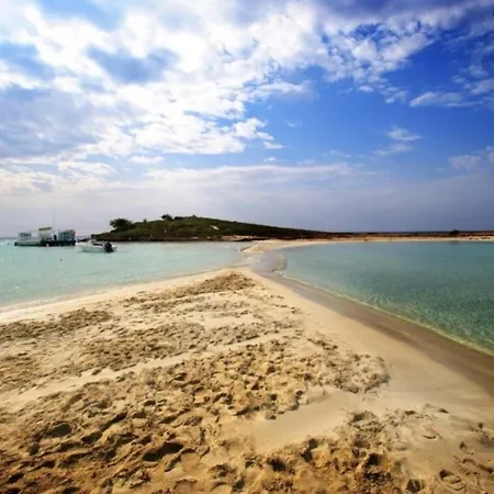 Villa Rent Your Dream Holiday And Look Forward To Relaxing Beside Your Private Pool, 1313 *