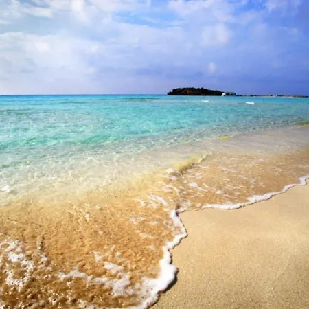 Rent Your Dream Holiday And Look Forward To Relaxing Beside Your Private Pool, 1313 וילה פרוטאראס