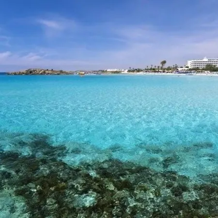 Rent Your Dream Holiday And Look Forward To Relaxing Beside Your Private Pool, 1313 빌라 프로타라스