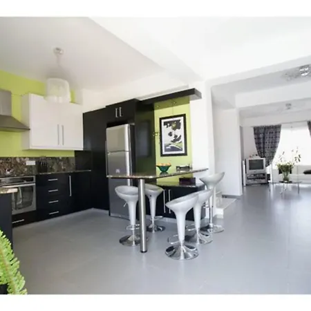 Rent Your Dream Holiday And Look Forward To Relaxing Beside Your Private Pool, 1313 빌라 *